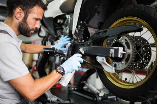 Curso Profissionalizante de Mecânica de Motos Curso Profissionalizante de Mecânica de Motos