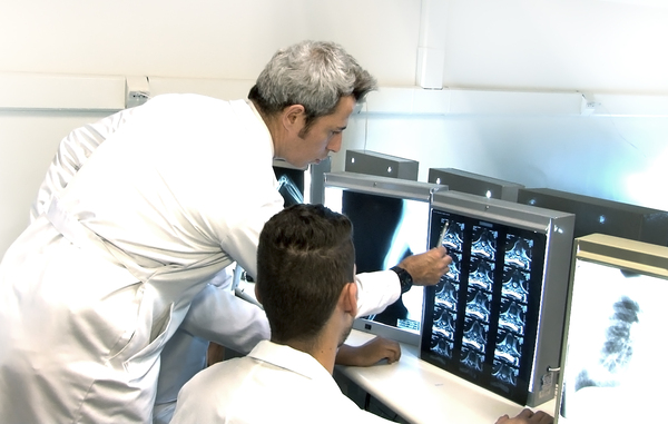 Curso de Radiologia Profissional: O Que Você Vai Aprender e Onde Fazer Curso de Radiologia Profissional: O Que Você Vai Aprender e Onde Fazer